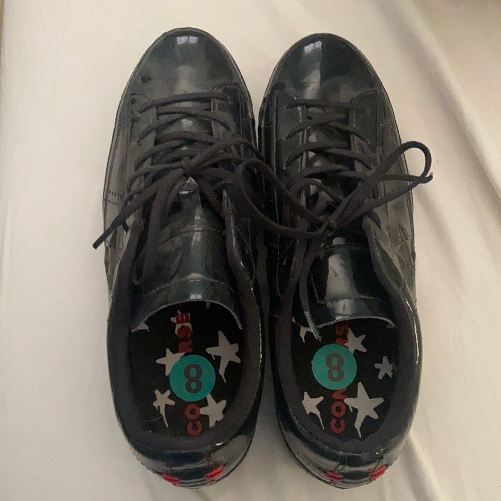 Shiny black converse , size 8